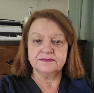 Meet your Posher, Brenda